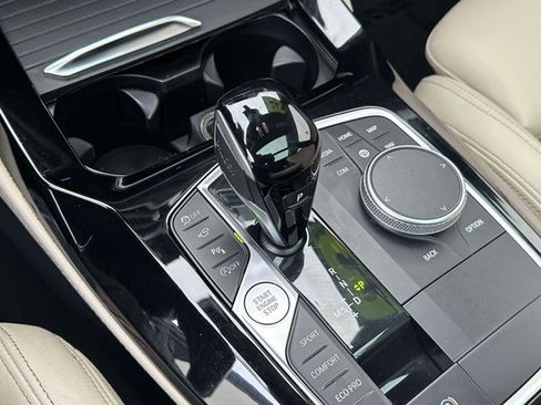 Used 2023 BMW X4 xDrive30i w/ M Sport Package image 32