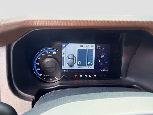 Used 2024 Ford Bronco Outer Banks image 42