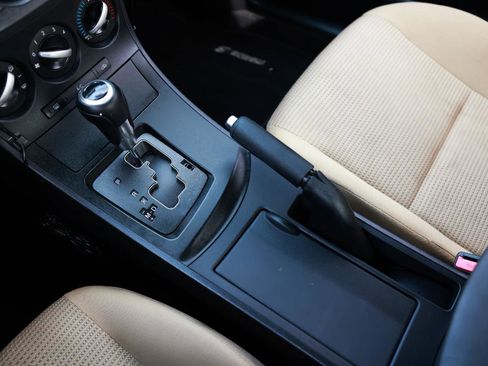 Used 2012 MAZDA MAZDA3 i Touring FWD image 35