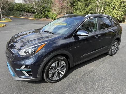 Used 2020 Kia Niro EX w/ Cold Weather Package image 1
