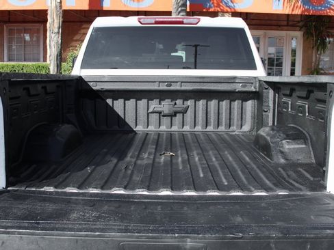 Used 2024 Chevrolet Silverado 2500 LT image 8