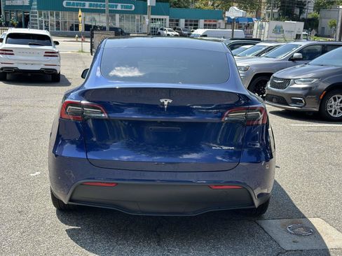 Used 2021 Tesla Model Y Long Range AWD/4WD image 4