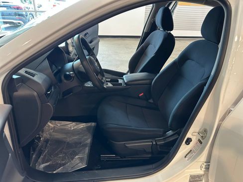 Used 2025 Nissan Sentra S FWD image 25