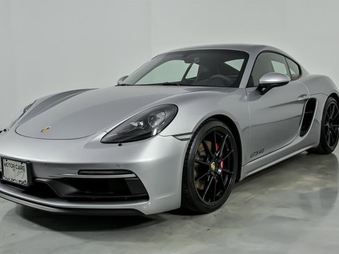 Used 2022 Porsche 718 Cayman GTS image 6