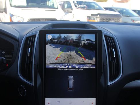 Certified 2024 Ford Edge SEL AWD/4WD image 30