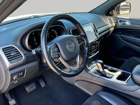 Used 2021 Jeep Grand Cherokee Laredo X RWD image 17