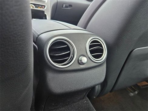 Used 2020 Mercedes-Benz C 300 4MATIC Sedan image 21