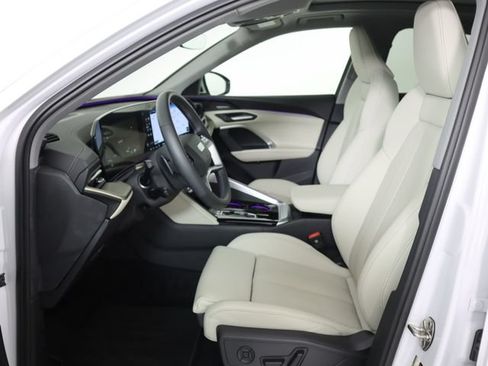 Certified 2025 Audi Q5 Premium Plus w/ Premium Plus AWD/4WD image 12