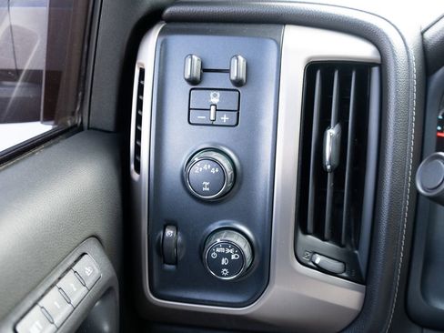 Used 2019 GMC Sierra 3500 Denali w/ Duramax Plus Package image 11