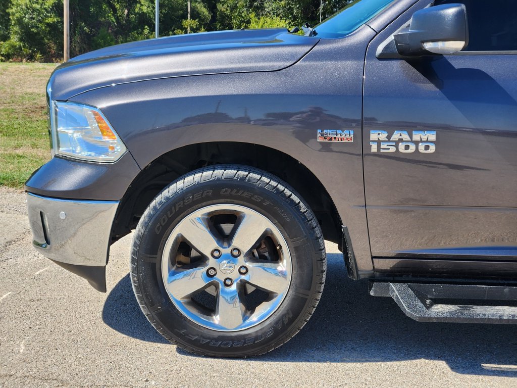 Used 2018 RAM 1500 Lone Star AWD/4WD image 7