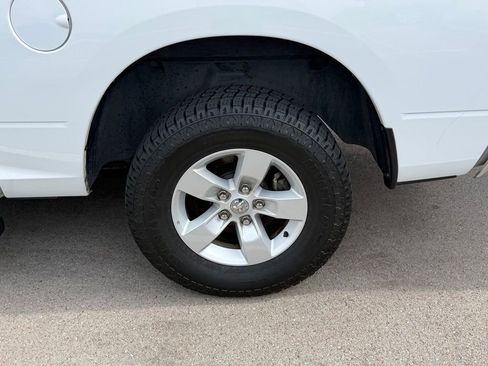 Used 2022 RAM 1500 Classic SLT RWD image 21