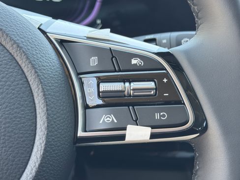New 2026 Kia Seltos S FWD image 13