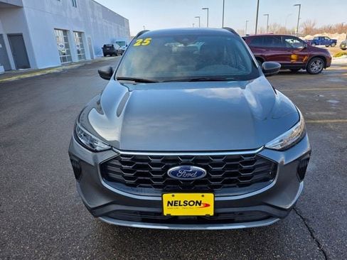 Used 2025 Ford Escape ST-Line image 4