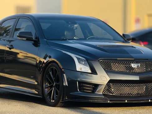 Used 2017 Cadillac ATS V w/ Luxury Package image 5