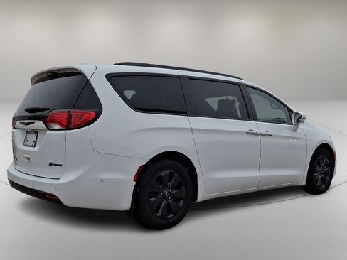 Used 2019 Chrysler Pacifica Limited w/ Advanced Safetytec Group image 11