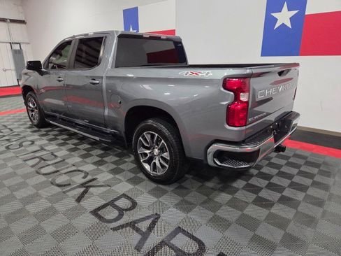 Used 2019 Chevrolet Silverado 1500 LT w/ Texas Edition image 11