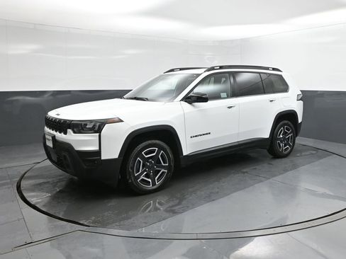 New 2026 Jeep Cherokee Limited image 34