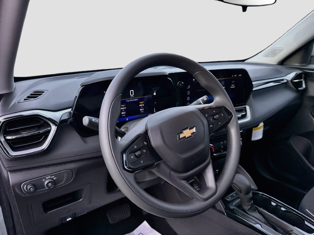 Used 2026 Chevrolet TrailBlazer LT FWD image 9