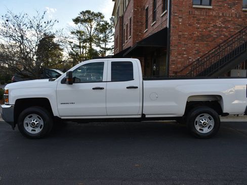 Used 2019 Chevrolet Silverado 2500 W/T w/ WT Convenience Package image 4