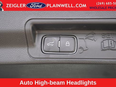 Used 2023 Ford Explorer 4WD image 11