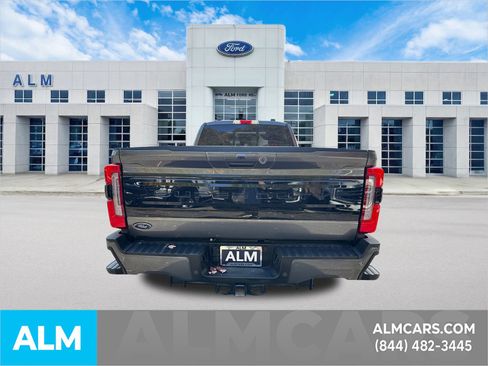 Used 2025 Ford F250 Platinum w/ FX4 Off-Road Package AWD/4WD image 6