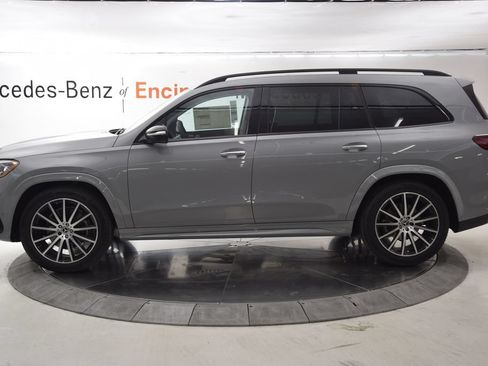 New 2026 Mercedes-Benz GLS 450 4MATIC image 3