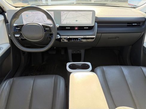 Used 2022 Hyundai Ioniq 5 SE image 22