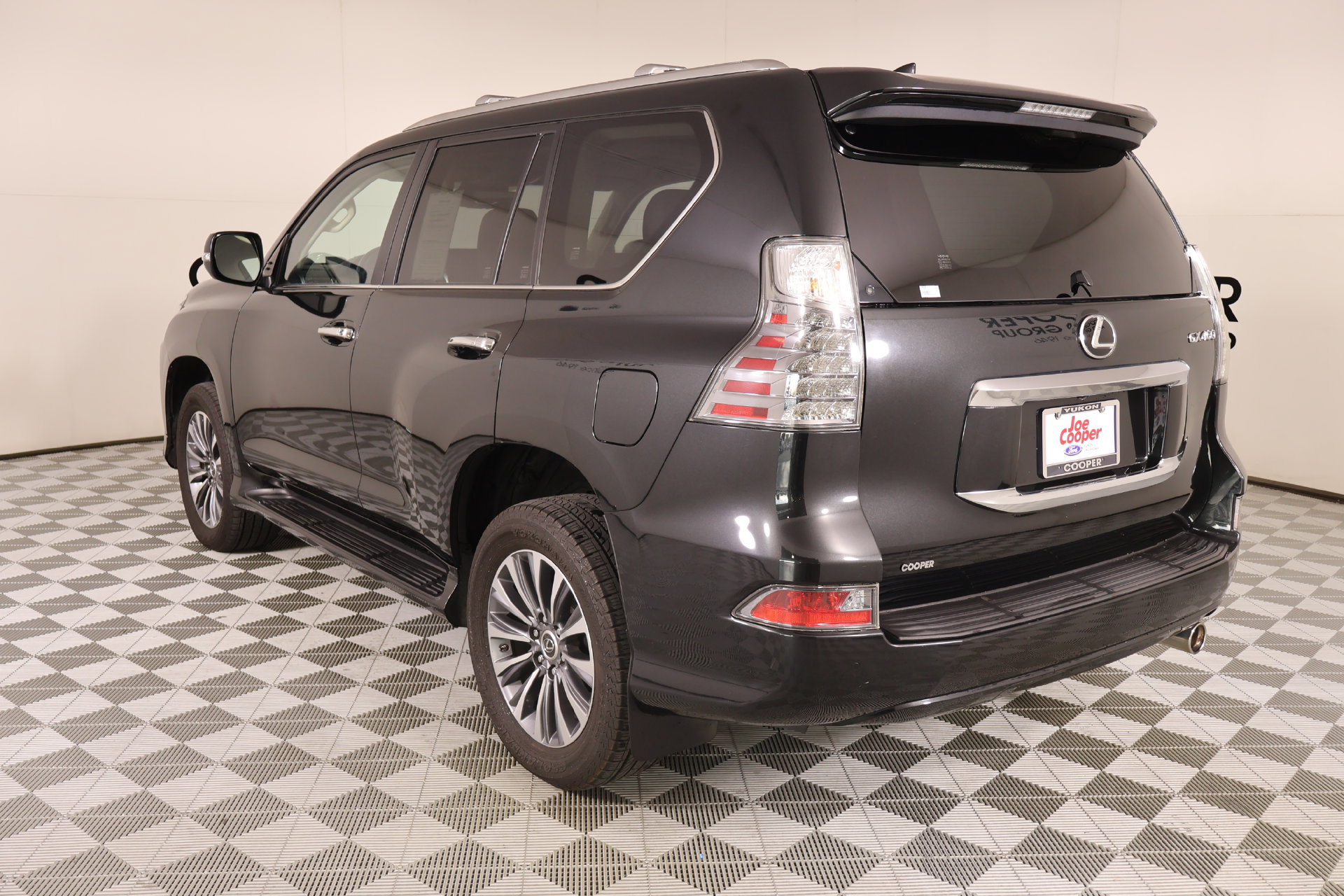 Used 2023 Lexus GX 460 Luxury w/ Accessory Package AWD/4WD image 24