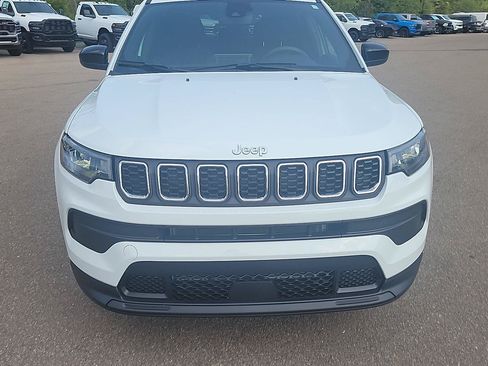 Certified 2025 Jeep Compass Sport AWD/4WD image 23