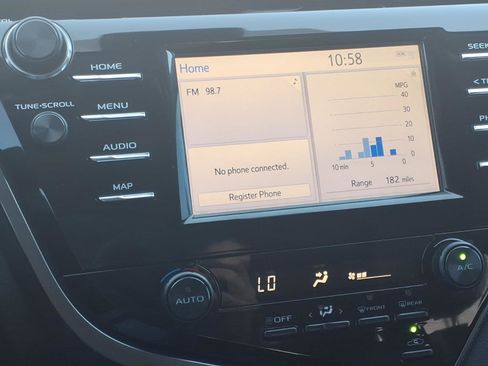 Used 2019 Toyota Camry SE image 20