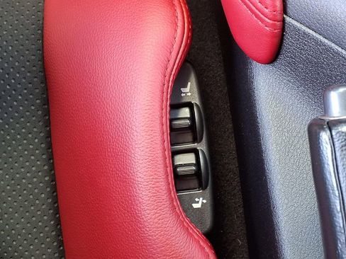 Used 2024 Nissan Z Performance w/ Floor Mat Package RWD image 23
