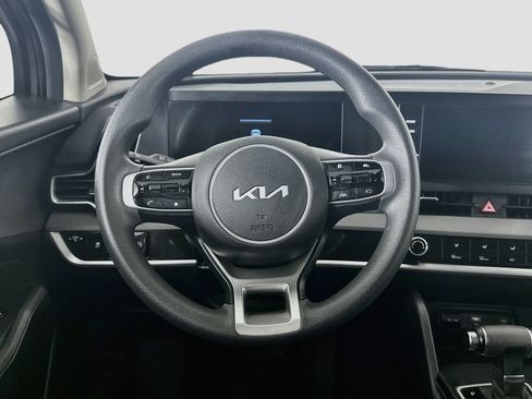 Used 2025 Kia Sportage LX AWD/4WD image 17