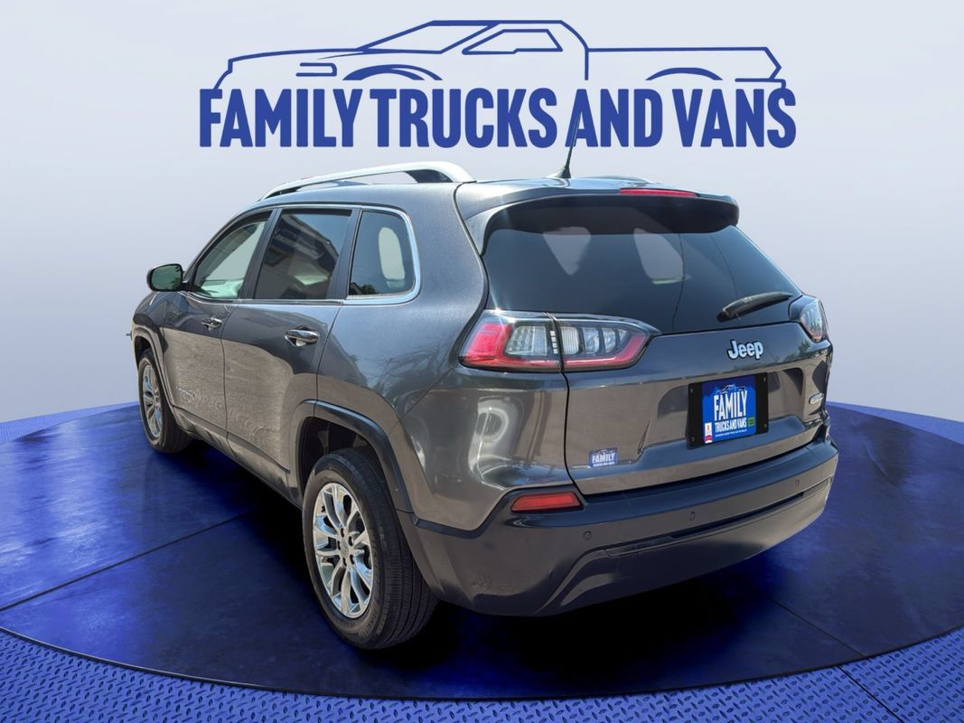 Used 2020 Jeep Cherokee Latitude Plus FWD image 3