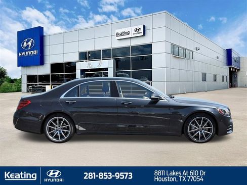 Used 2019 Mercedes-Benz S 560 Sedan image 4
