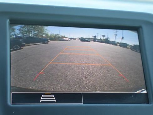 Used 2023 Chevrolet Equinox LT FWD image 33
