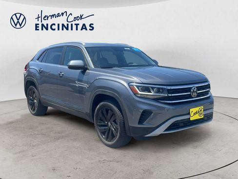 Certified 2023 Volkswagen Atlas Cross Sport SE w/ Panoramic Sunroof Package FWD image 7