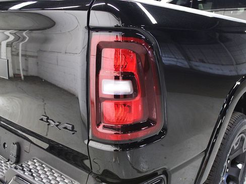 New 2026 RAM 1500 Big Horn AWD/4WD image 44