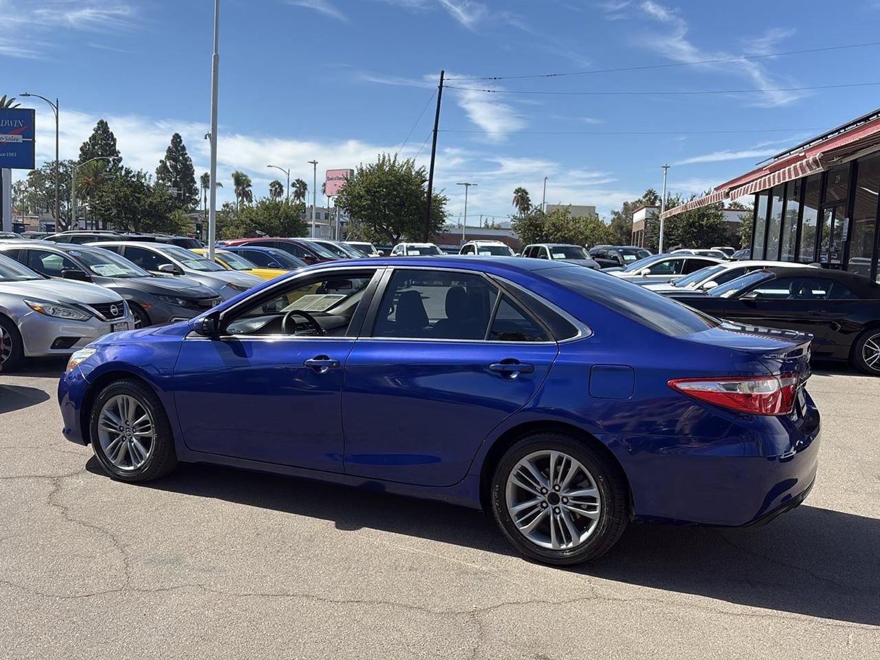 Used 2016 Toyota Camry SE FWD image 10