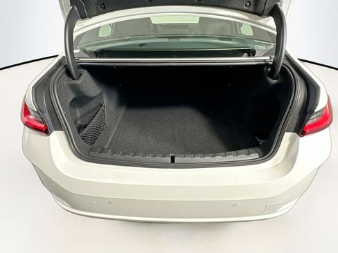 Used 2025 BMW 330i Sedan image 31