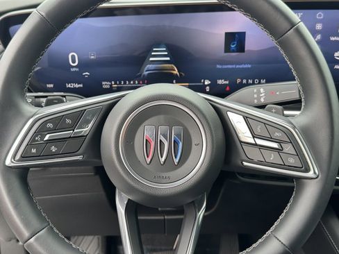 Used 2024 Buick Envision Preferred image 24