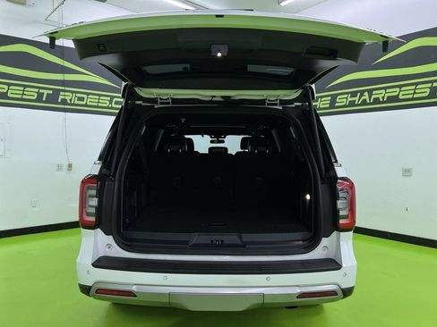 Used 2022 Ford Expedition Max Limited AWD/4WD image 9