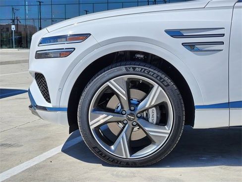 Used 2025 Genesis GV80 2.5T Prestige image 6