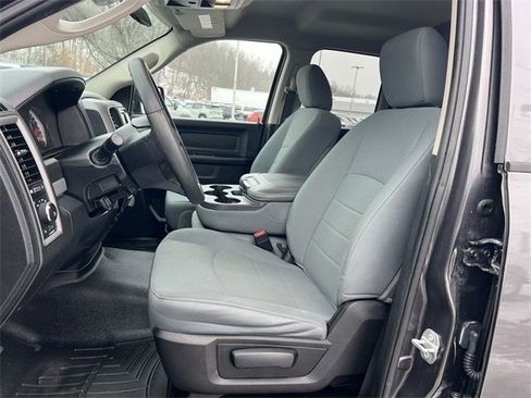 Used 2018 RAM 1500 Express w/ Express Value Package image 15