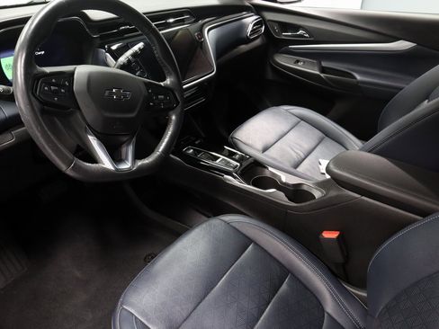 Used 2022 Chevrolet Bolt EUV Premier image 22