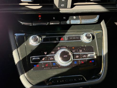 Certified 2022 Lincoln Corsair FWD w/ Equipment Group 101A image 32