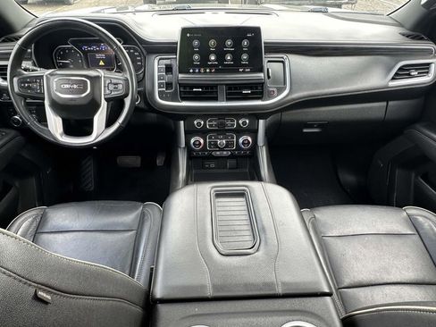 Certified 2021 GMC Yukon XL SLT w/ SLT Premium Package AWD/4WD image 16