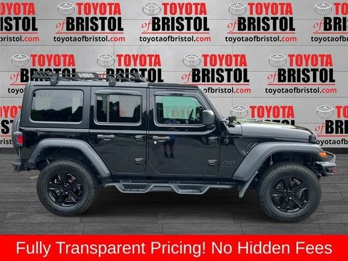 Used 2023 Jeep Wrangler Unlimited Sport AWD/4WD image 2