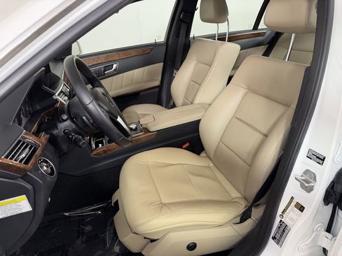 Used 2013 Mercedes-Benz E 350 4MATIC Sedan image 11