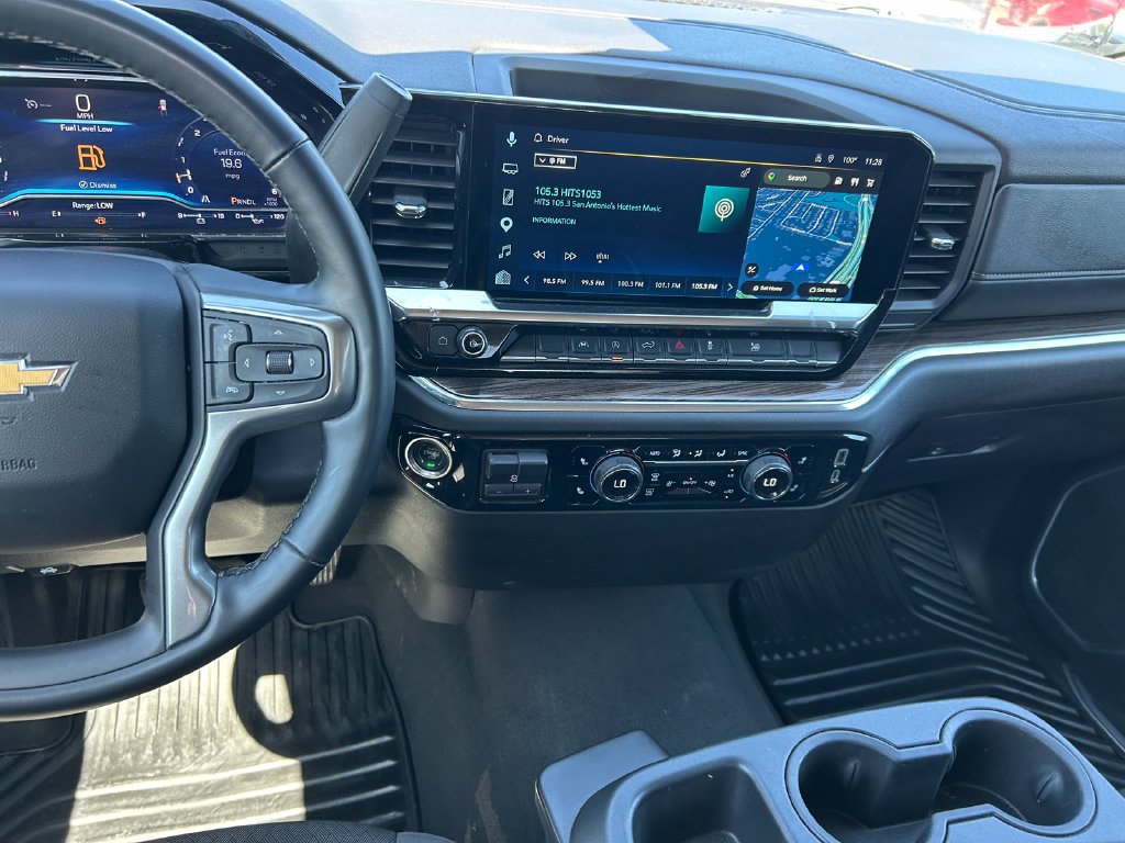 Used 2025 Chevrolet Silverado 1500 LT RWD image 17