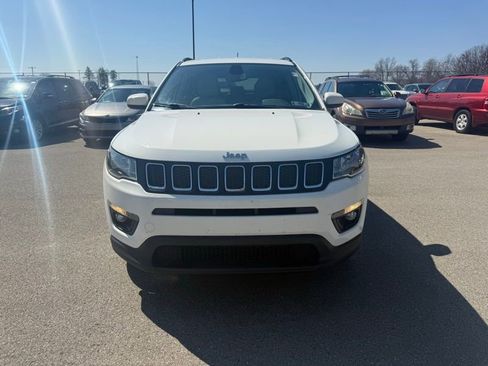 Used 2019 Jeep Compass Latitude w/ Popular Equipment Group image 2